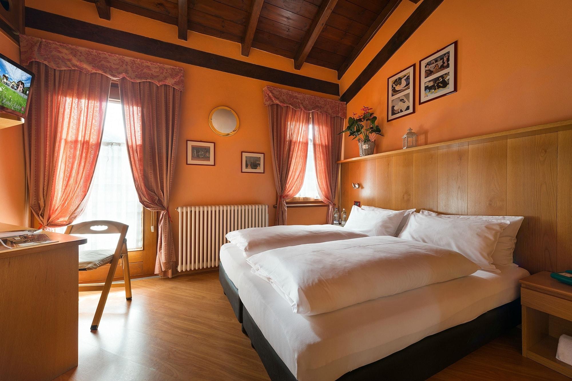Hotel Astra Livigno Kültér fotó