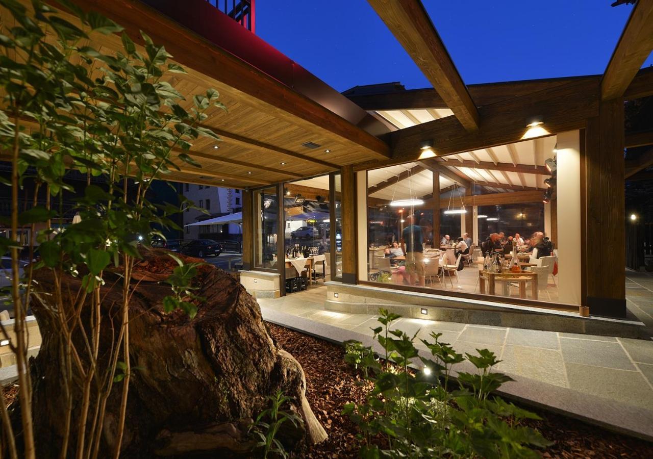 Hotel Astra Livigno Kültér fotó