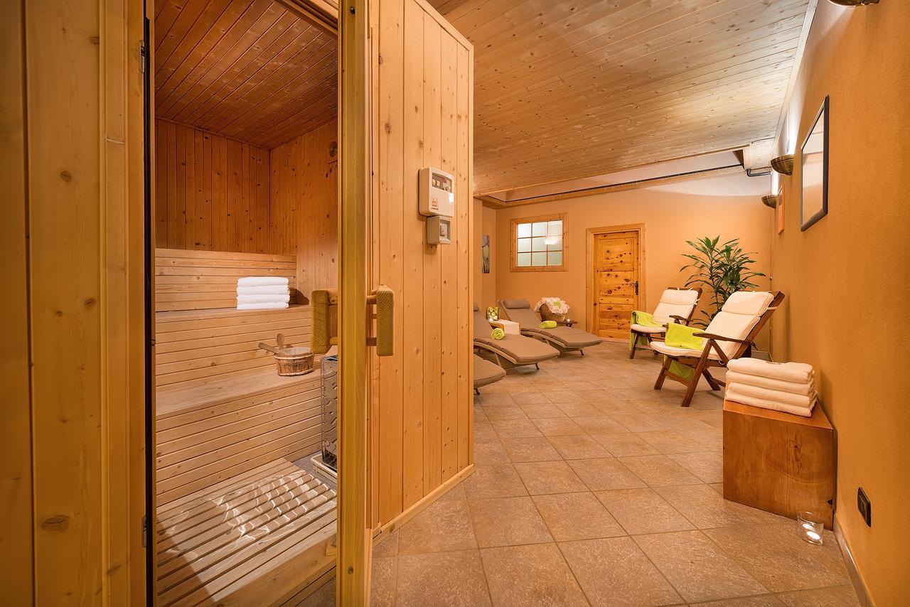 Hotel Astra Livigno Kültér fotó